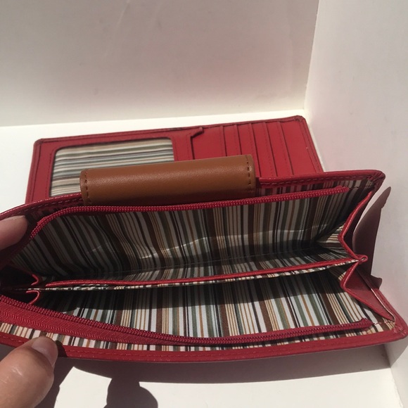 Tolblanc Paris Red and Brown Leather Wallet - Picture 3 of 6